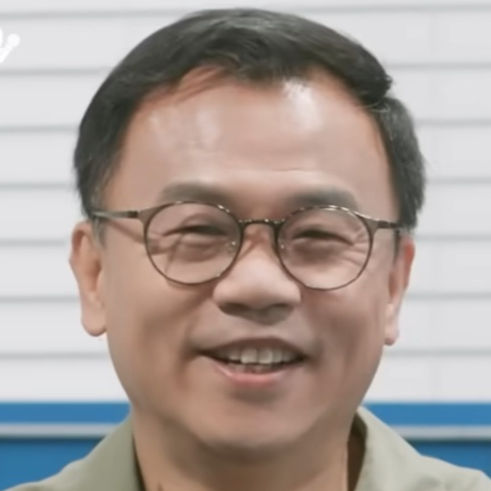 강수진 (남자 성우)