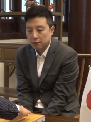 구리 (바둑 기사)