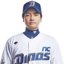 권정웅